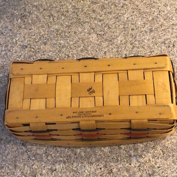 Longaberger Bread Basket w/ Green and White Liner, Wood Divider - Picture 9 of 16